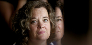 Psychic or Medium: Which Should I Choose?